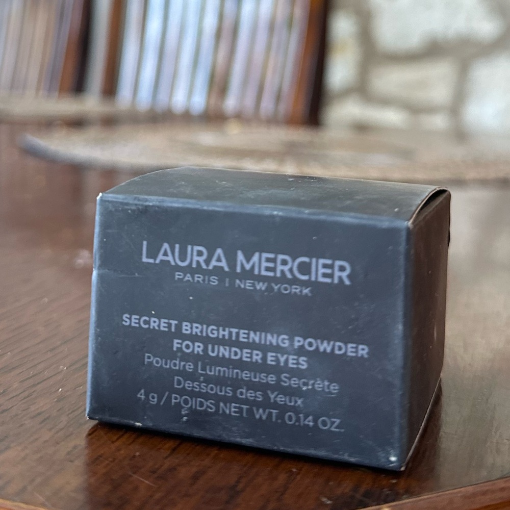 NEW LAURA MERCIER PARIS I NEW YORK Secret Brightening Powder For Under Eyes - Picture 4 of 5